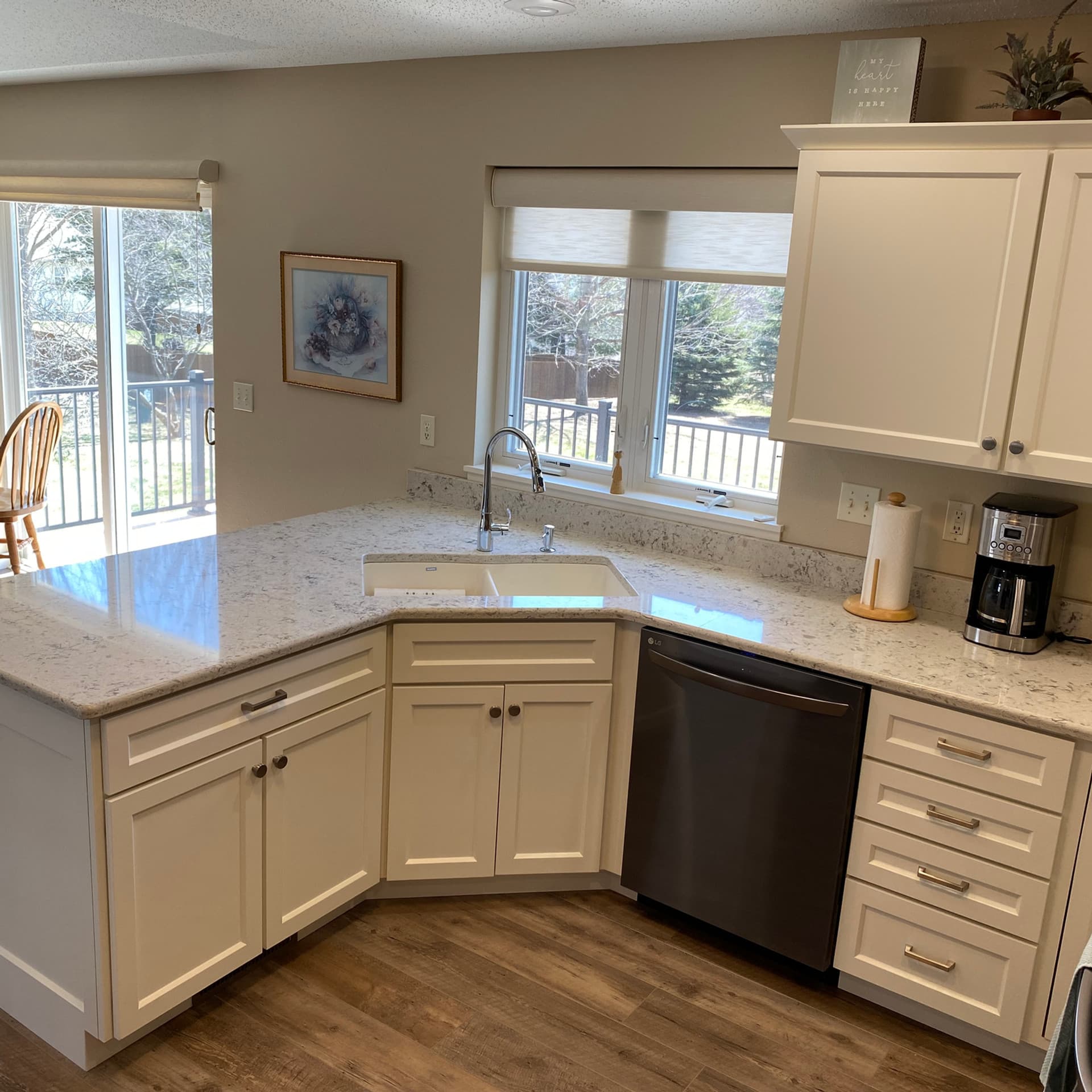 Cabinet refacing project