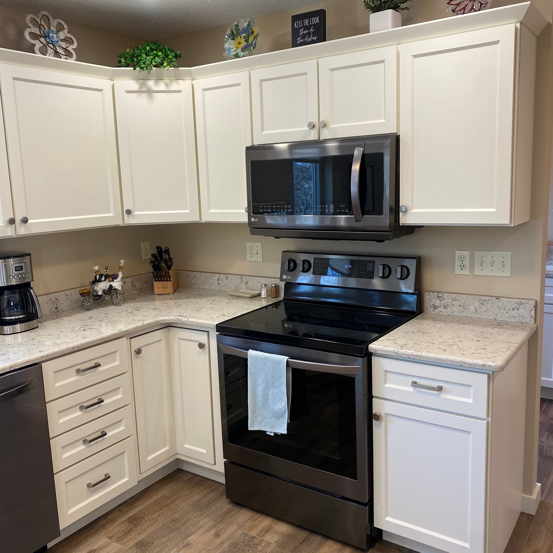 Kitchen refacing project