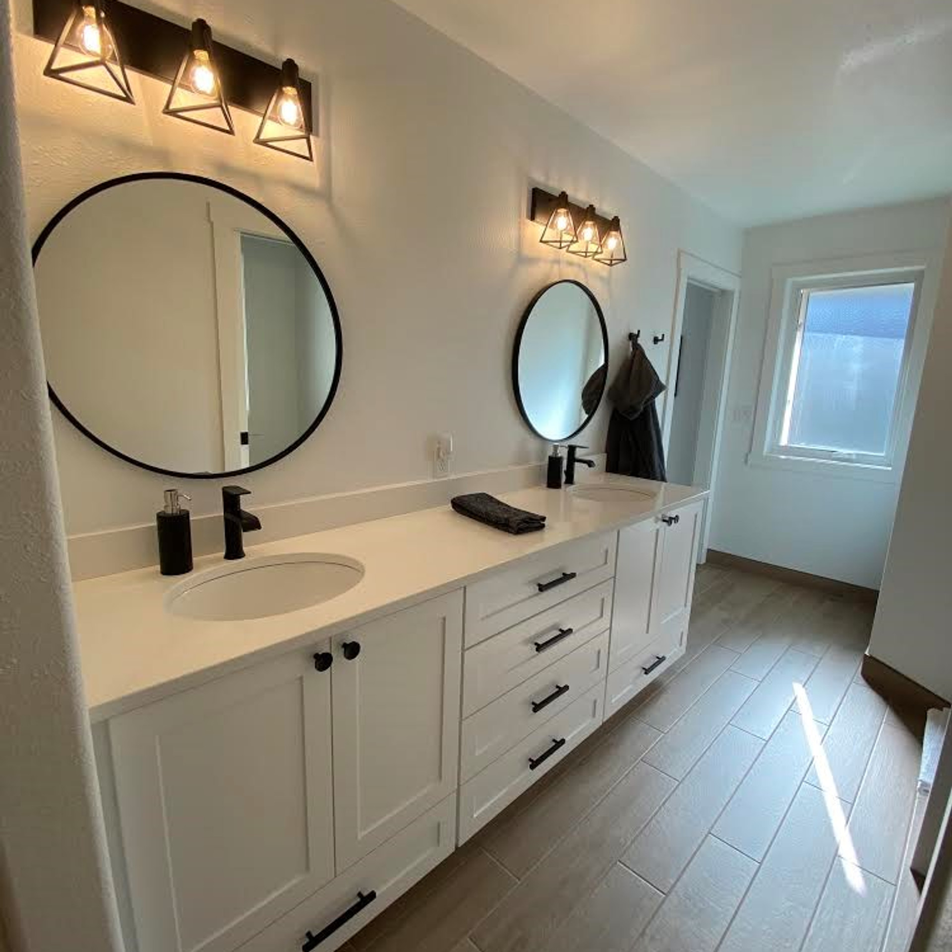 Stromberg custom bathroom vanity